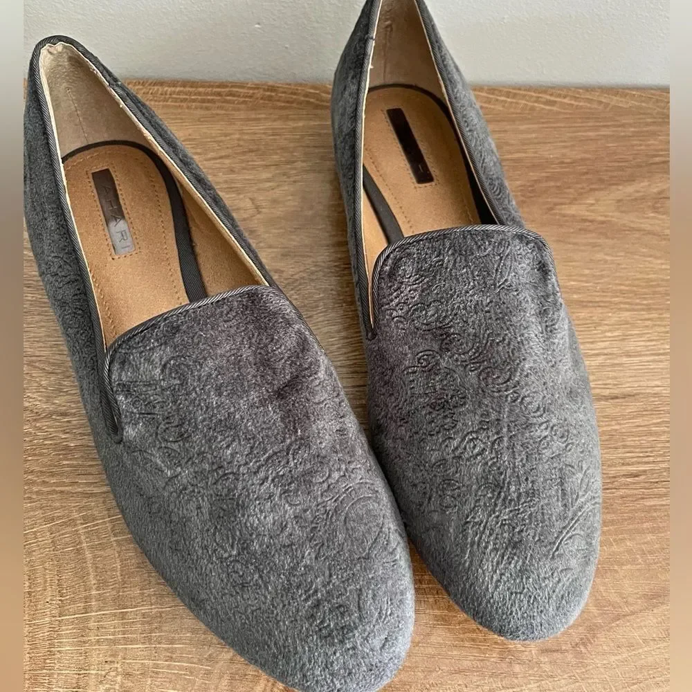 Tahari Velvet Loafer Flats Gray Floral Jacquard Slip On Women 8.5